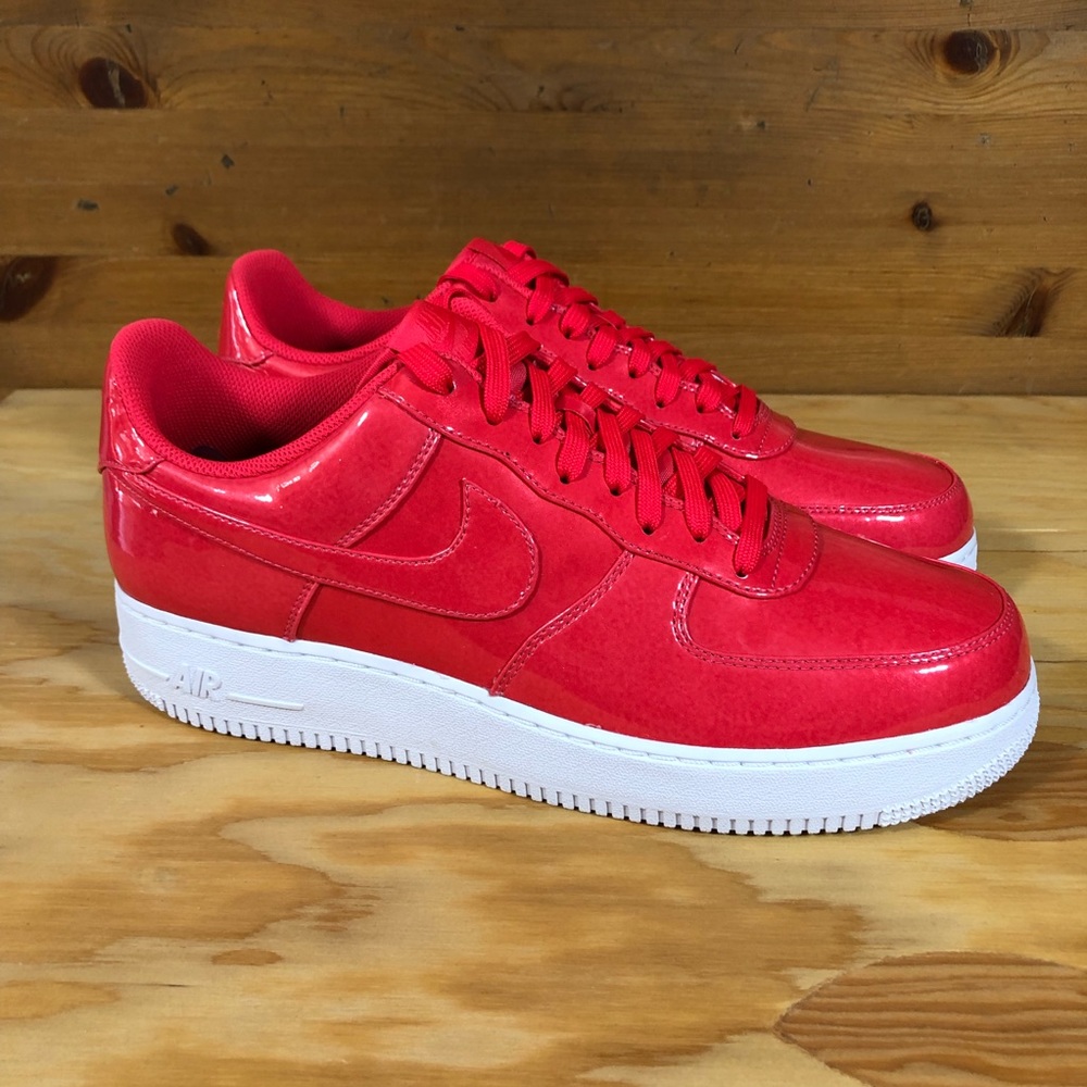 SOLD: Air Force 1 ‘07 LV8 UV - Picture 3 of 6